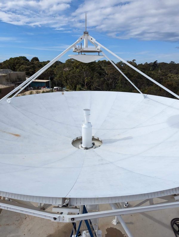 CPI 7.3m Limited Motion Earth Station Antenna - Image 2